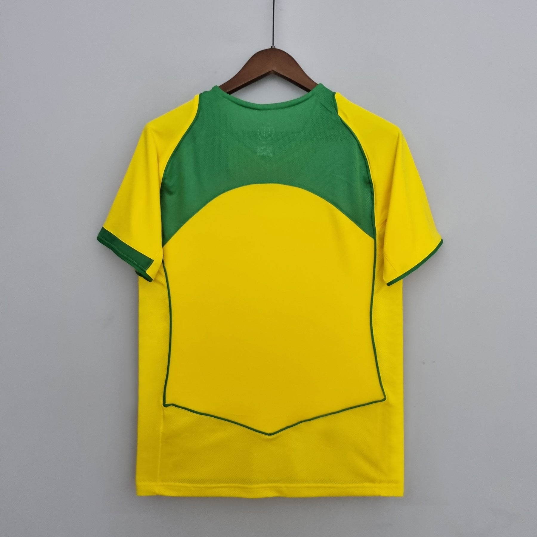 Camisa Retrô Seleção Brasileira 2004 2005 I Home Masculina